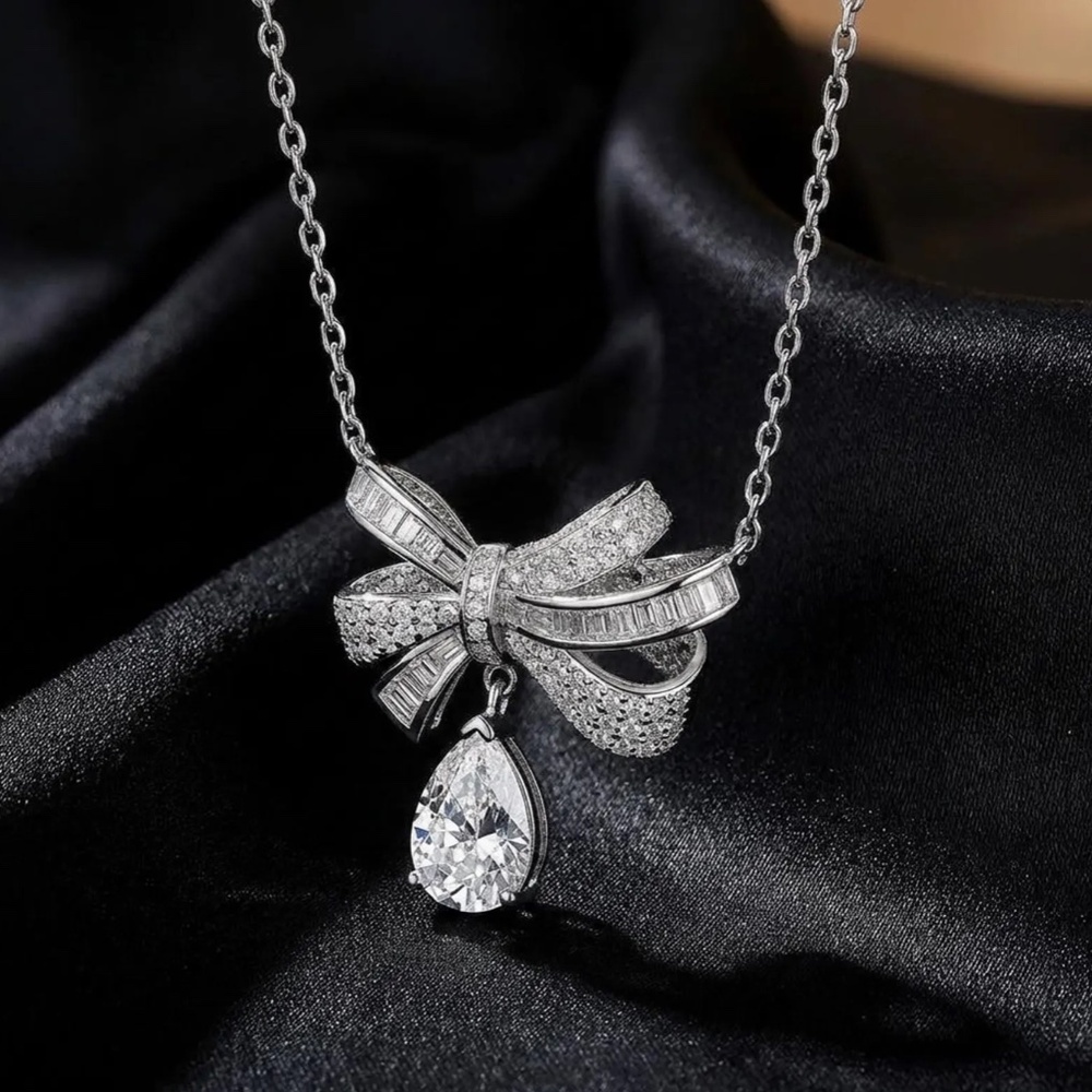 Bow Water Drop Necklace